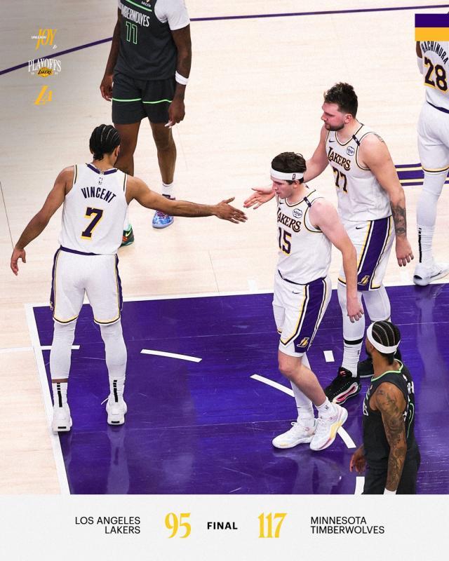 季后赛前“放羊”导致首战惨败？湖人重点纠错欲反弹