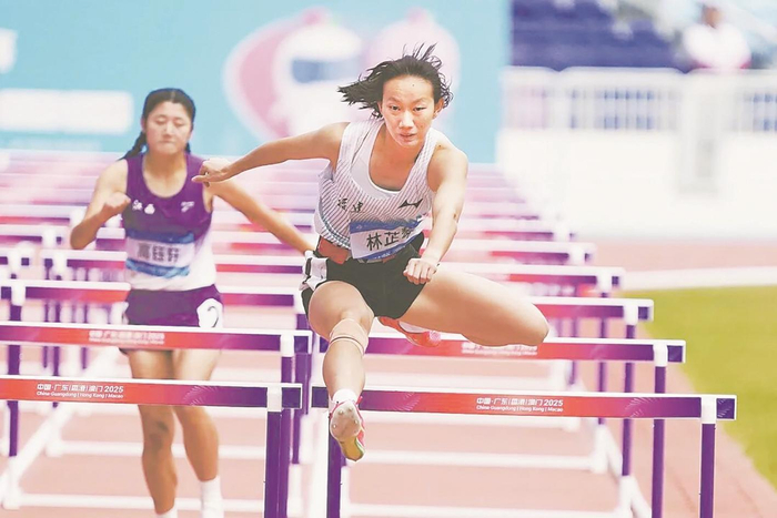 于命运转折处 跃向人生高点|林芷琴|残运会|泉州|三级跳|跳远_新浪体育_新浪新闻